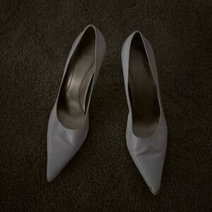 Nine West white leather pointy Doug heels sz 9 EUC